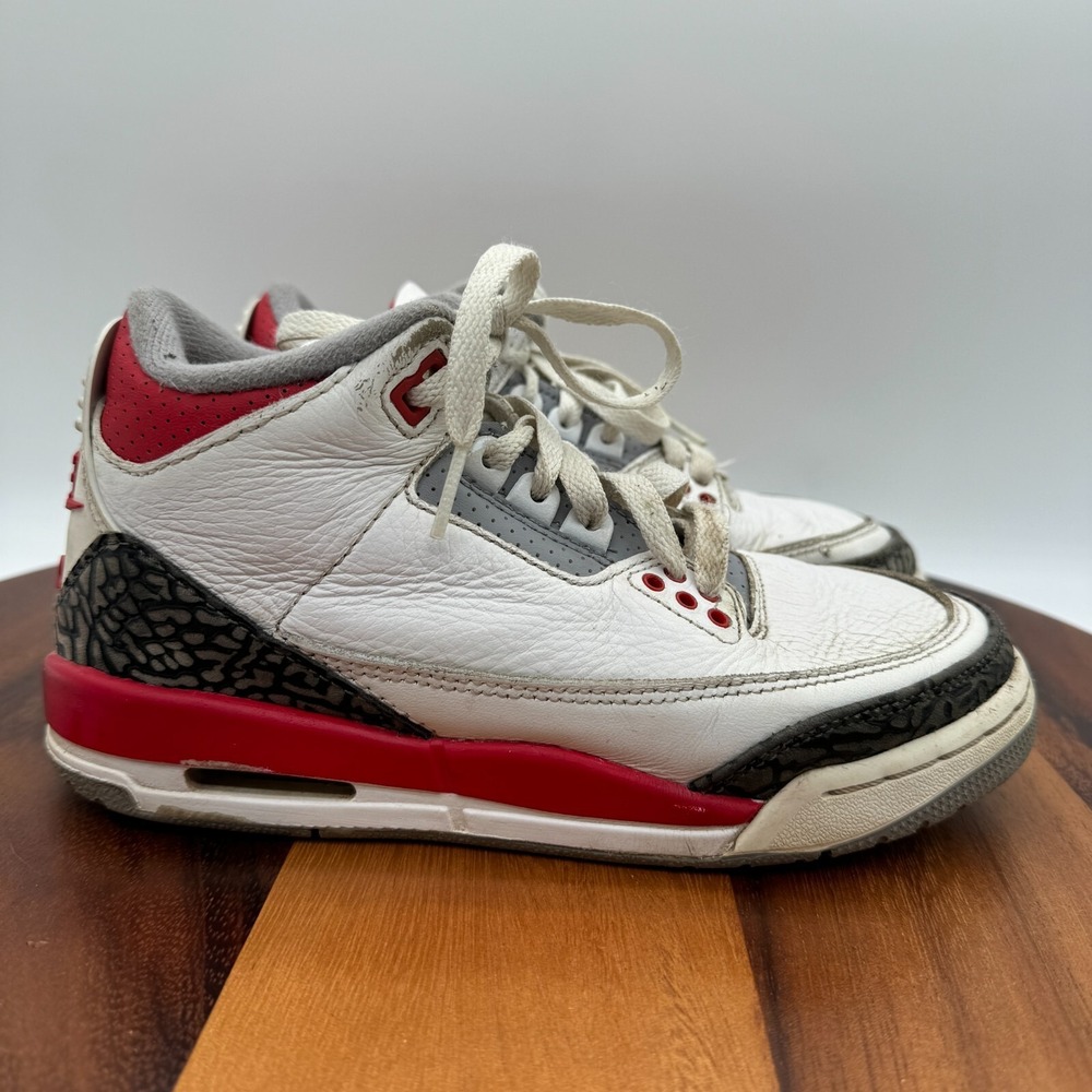 Nike Air Jordan 3 Retro Shoes Boys 4Y Fire Red White Basketball Walking Sneakers